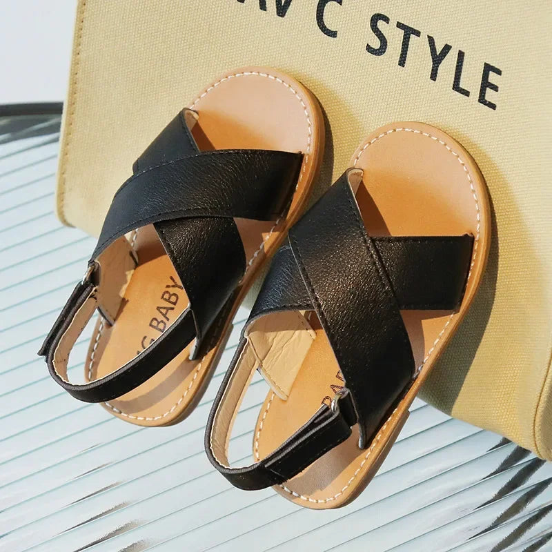 Chaussures coréennes polyvalentes pour enfants, sandales simples pour enfants, chaussures de plage à bout ouvert pour garçons et filles, document solide, mode d'été 2024 MAEJORKEN