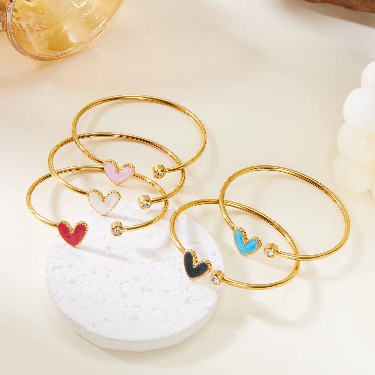 Bracelet ouvert en forme de cœur d'amour en acier inoxydable pour femmes, plaqué or, cristal Zircon, exquis, ouvert, bijoux imperméables MAEJORKEN