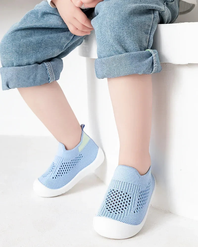 Printemps été enfant en bas âge chaussures respirant tricoté enfants baskets garçons sans lacet chaussures de Tennis filles doux antidérapant école chaussures décontractées MAEJORKEN