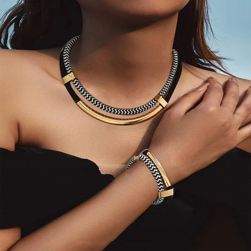 Ensemble de 2 pièces, nouvelle mode, noir et blanc, Double ligne épaisse, Tube métallique, collier et Bracelet de Style Hip-Hop exagéré, pour un usage quotidien MAEJORKEN