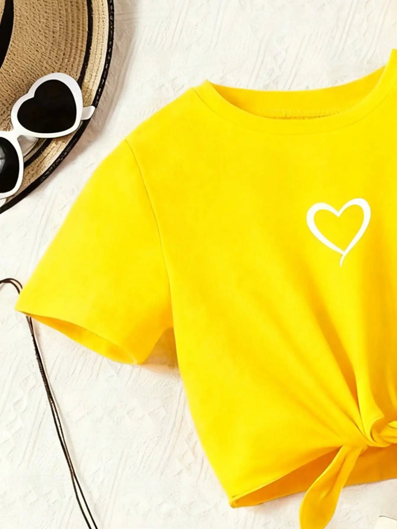 Ensemble 2 pièces décontracté pour femme : T-shirt à manches courtes imprimé cœur et short imprimé rayé, avec ceinture rayée assortie (vêtements pour enfants) MAEJORKEN