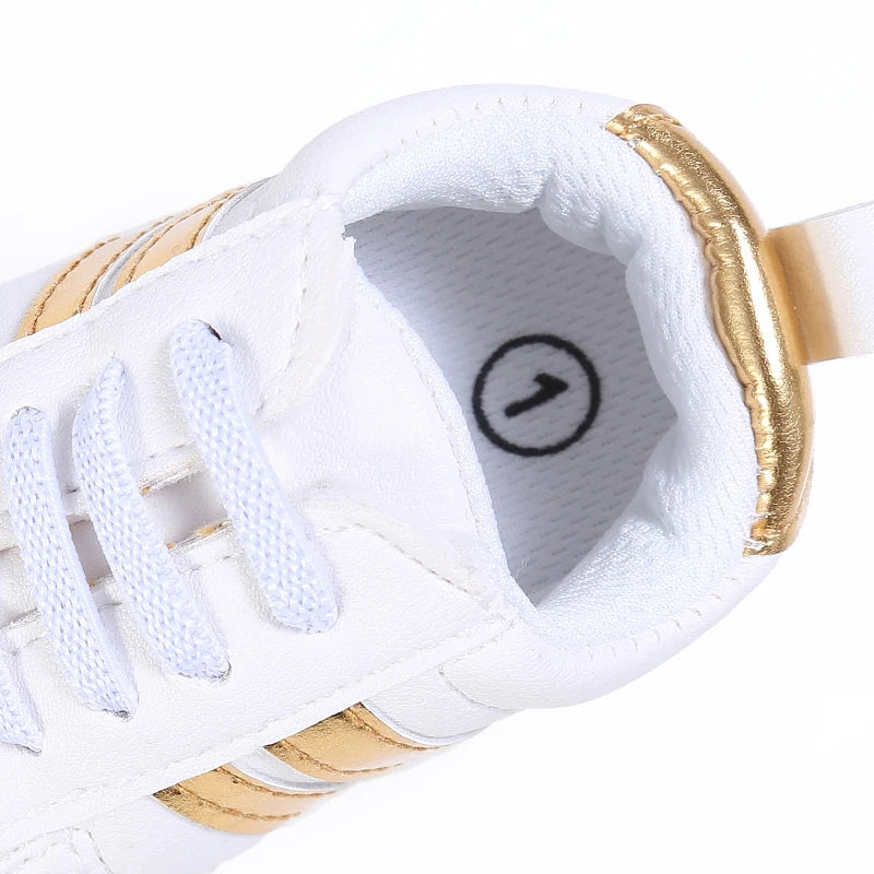 Enfant en bas âge bébé fille chaussures 0 à 3 6 9 12 18 24 mois décontracté mignon or blanc bébé garçon chaussures premiers marcheurs doux berceau chaussures Infantil MAEJORKEN