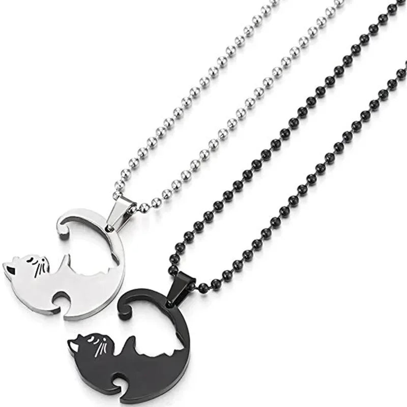 Collier de Couple en forme de cœur, pendentif chat de dessin animé mignon, couleur Simple, collier Animal noir, bijoux cadeau pour filles et garçons, vente en gros MAEJORKEN