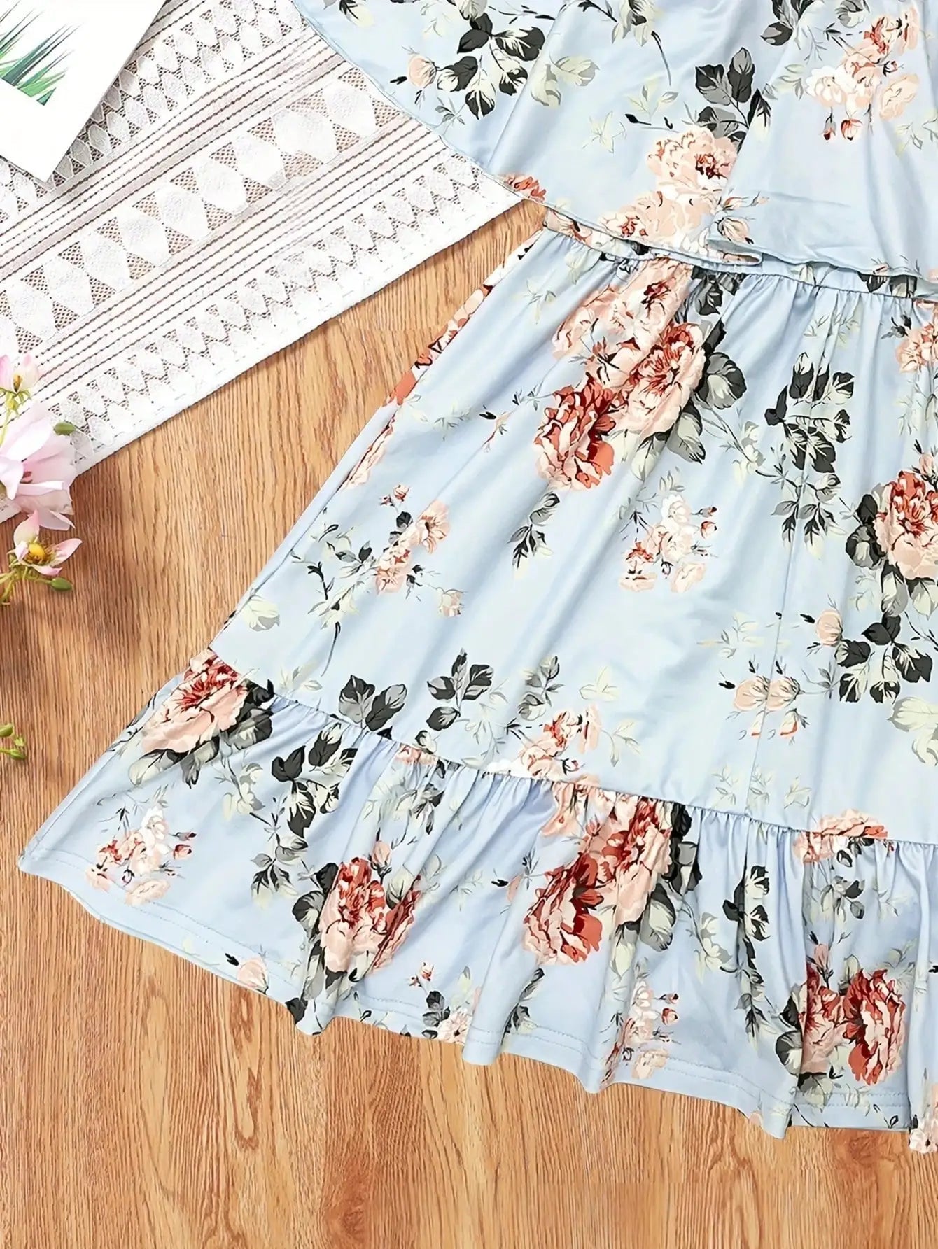 Robe mi-longue décontractée et élégante pour filles, nouvelle collection 2026, style bohème, imprimé floral, à bretelles, col unique, bord à volants, épaules dénudées MAEJORKEN