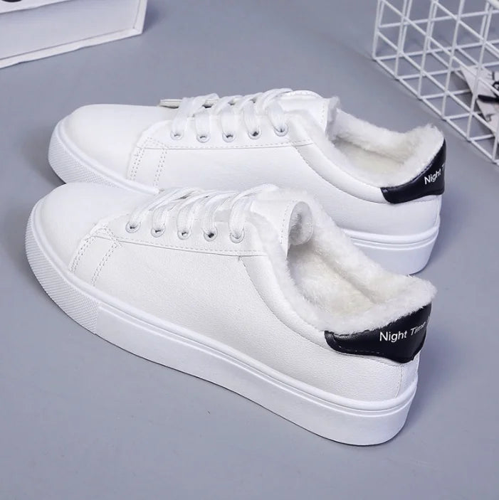 Chaussures De course blanches respirantes à lacets pour femmes, baskets décontractées à fleurs brodées, mode printemps-automne 2023 MAEJORKEN