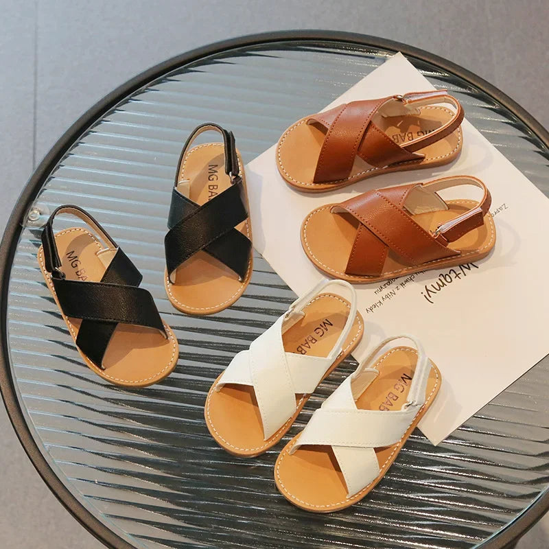 Chaussures coréennes polyvalentes pour enfants, sandales simples pour enfants, chaussures de plage à bout ouvert pour garçons et filles, document solide, mode d'été 2024 MAEJORKEN