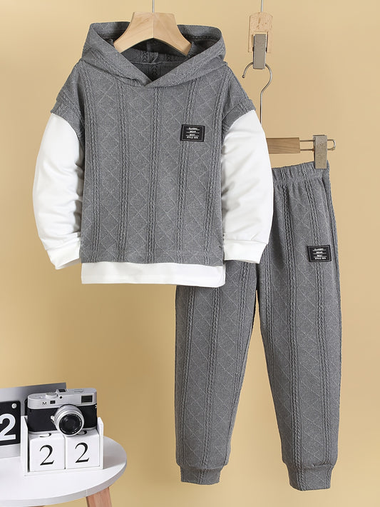Ensemble deux pièces à capuche pour garçons avec faux haut et pantalon du 4 au 8 ans