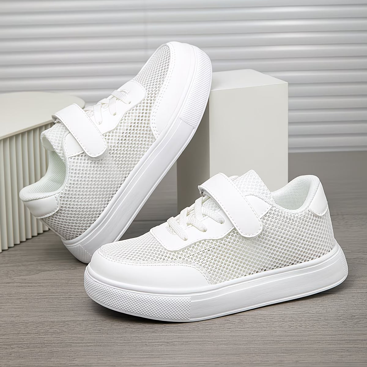 Nouvelles chaussures de skate d'été respirantes pour enfants, chaussures de sport en maille, avec fermeture auto -agrippante, adaptées aux garçons et aux filles du 28 au 38 MAEJORKEN