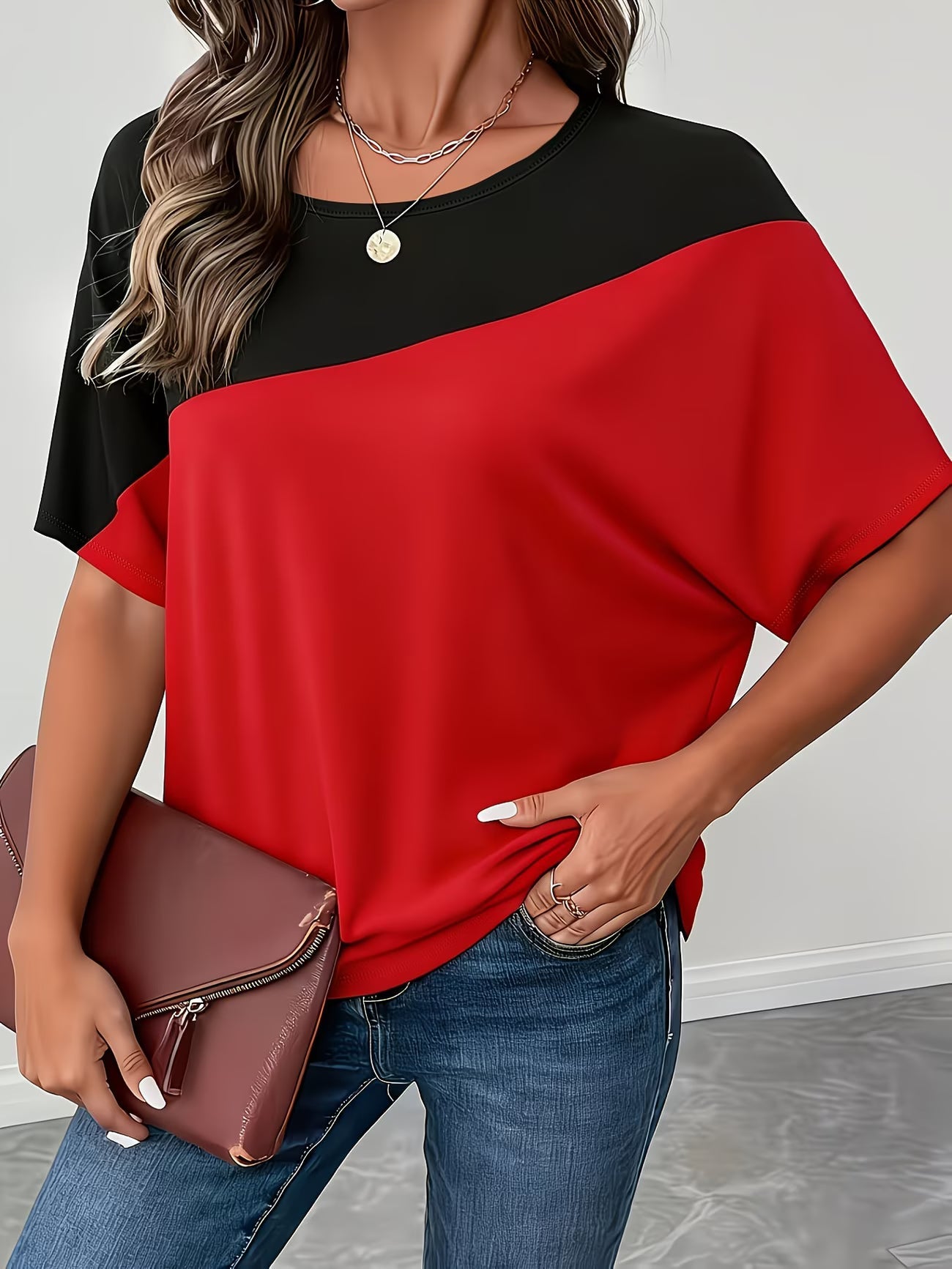 T-Shirt Décontracté à Manches Chauve-Souris et Blocs de Couleur pour Femmes Grande Taille - Nouvelle Arrivée du XL au 5XL MAEJORKEN
