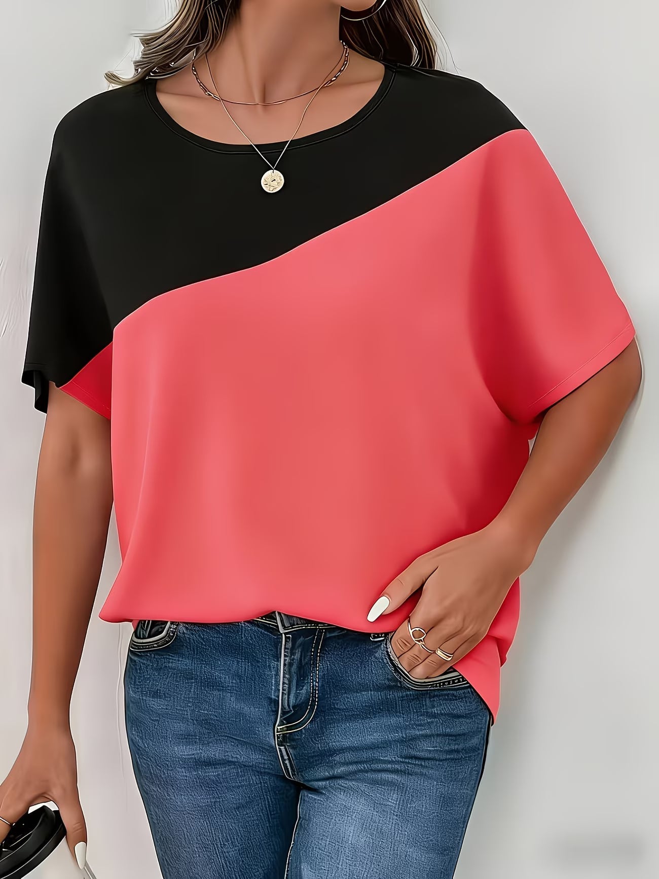 T-Shirt Décontracté à Manches Chauve-Souris et Blocs de Couleur pour Femmes Grande Taille - Nouvelle Arrivée du XL au 5XL MAEJORKEN