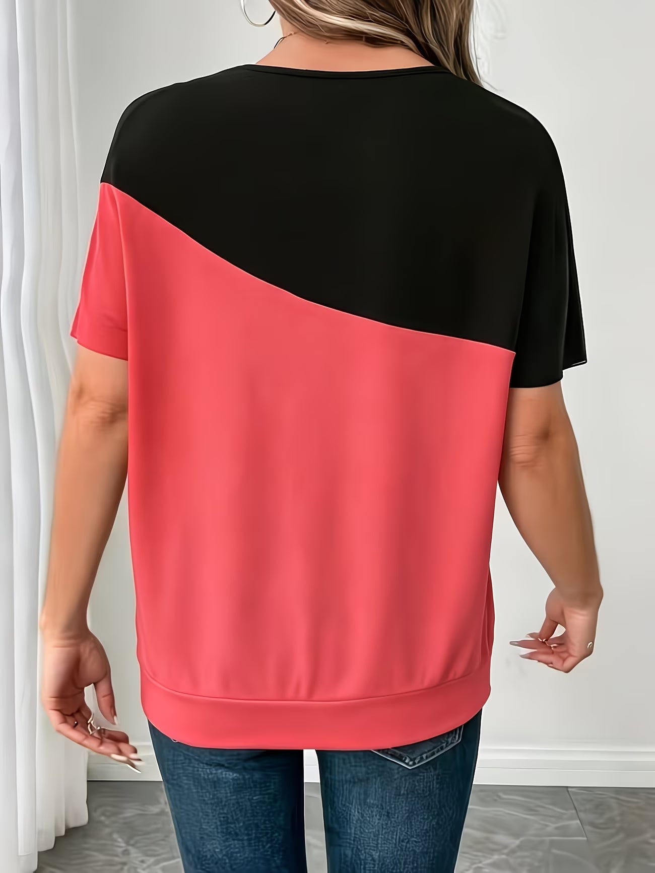 T-Shirt Décontracté à Manches Chauve-Souris et Blocs de Couleur pour Femmes Grande Taille - Nouvelle Arrivée du XL au 5XL MAEJORKEN