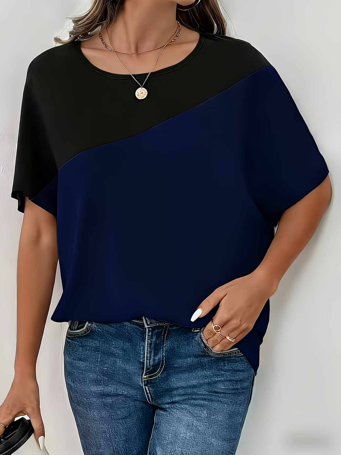 T-Shirt Décontracté à Manches Chauve-Souris et Blocs de Couleur pour Femmes Grande Taille - Nouvelle Arrivée du XL au 5XL MAEJORKEN