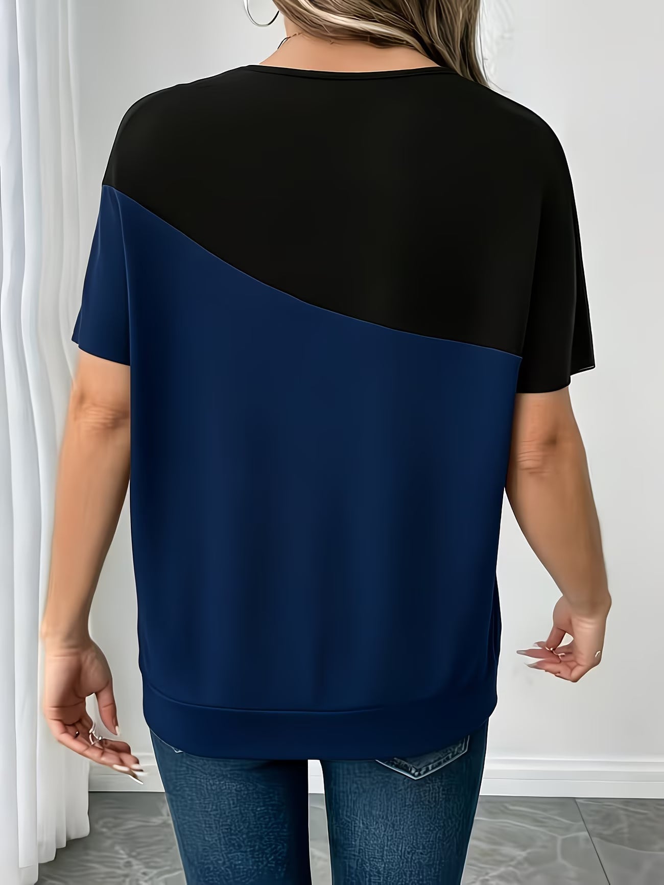 T-Shirt Décontracté à Manches Chauve-Souris et Blocs de Couleur pour Femmes Grande Taille - Nouvelle Arrivée du XL au 5XL MAEJORKEN